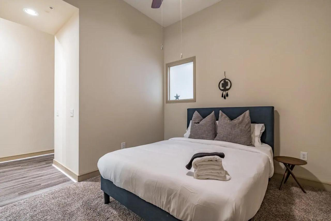 Apartmán Spacious Flat + Gym + Pool Houston Exteriér fotografie