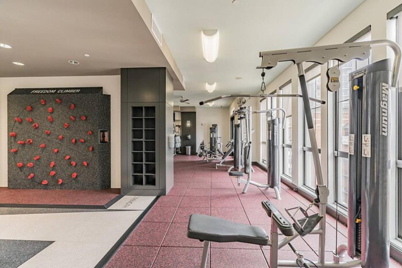 Apartmán Spacious Flat + Gym + Pool Houston Exteriér fotografie