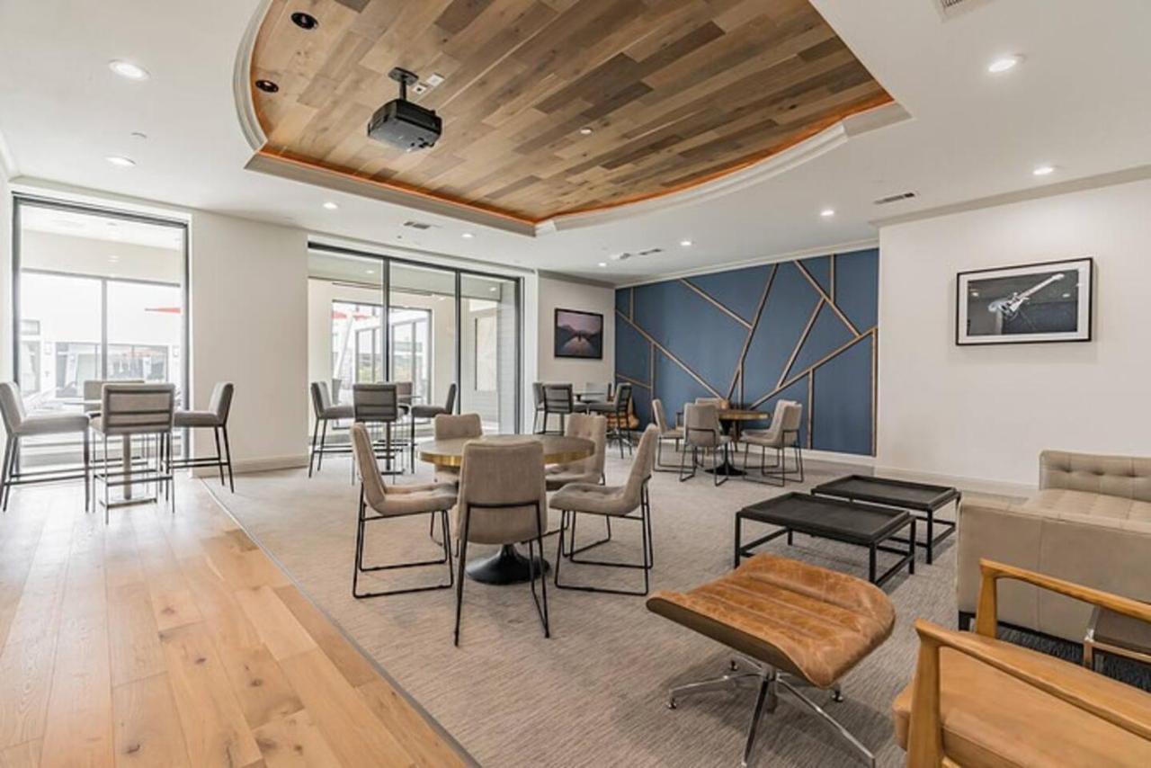 Apartmán Spacious Flat + Gym + Pool Houston Exteriér fotografie