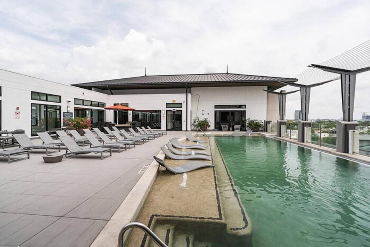 Apartmán Spacious Flat + Gym + Pool Houston Exteriér fotografie